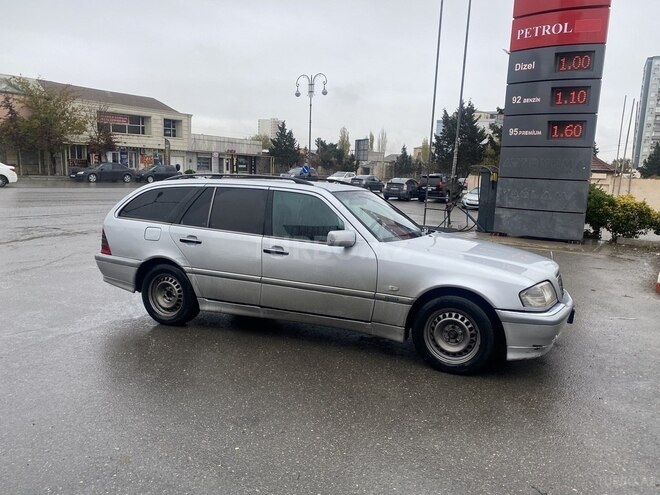 Mercedes C 200 d 2000, 123,456 km - 2.2 l - İmişli