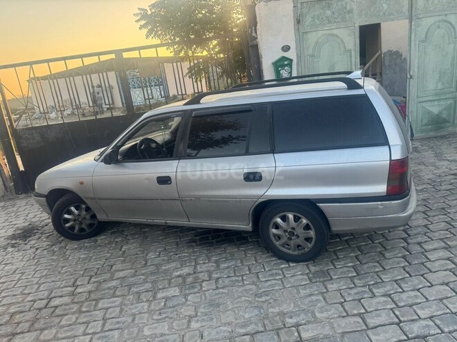 Opel Astra 1997, 393,000 km - 1.6 l - Bakı