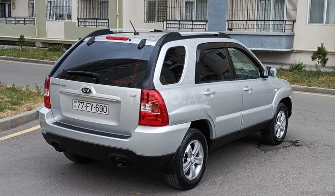 Kia Sportage 2007, 196,000 km - 2.0 л - Gəncə
