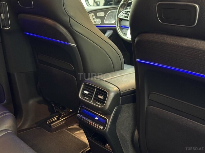 Mercedes GLS 450 4MATIC-16