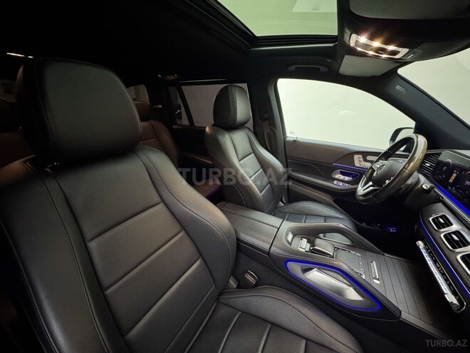 Mercedes GLS 450 4MATIC-11
