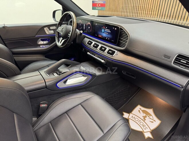 Mercedes GLS 450 4MATIC-10