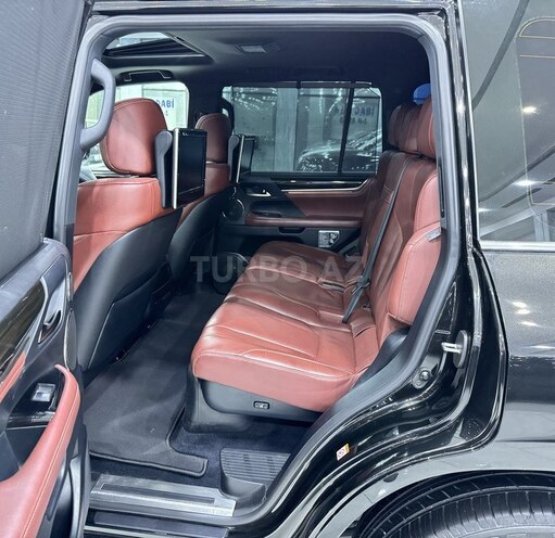 Lexus LX 570 2016, 136,000 km - 5.7 l - Bakı