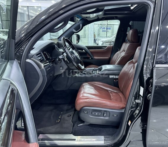 Lexus LX 570 2016, 136,000 km - 5.7 l - Bakı