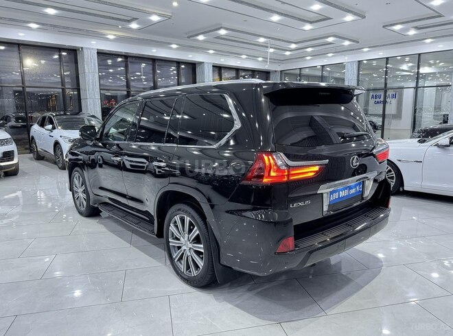 Lexus LX 570 2016, 136,000 km - 5.7 l - Bakı