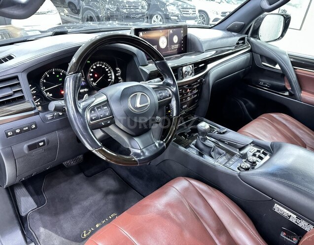 Lexus LX 570 2016, 136,000 km - 5.7 l - Bakı