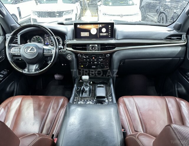 Lexus LX 570 2016, 136,000 km - 5.7 l - Bakı