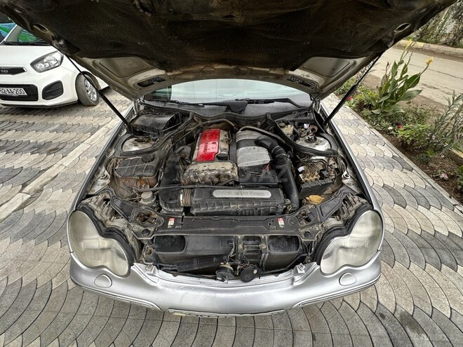 Mercedes C 200 2000, 264,000 km - 2.0 л - Salyan