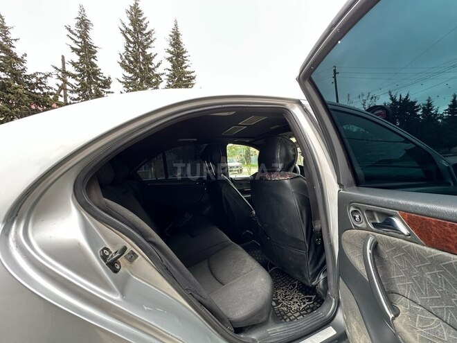 Mercedes C 200 2000, 264,000 km - 2.0 л - Salyan