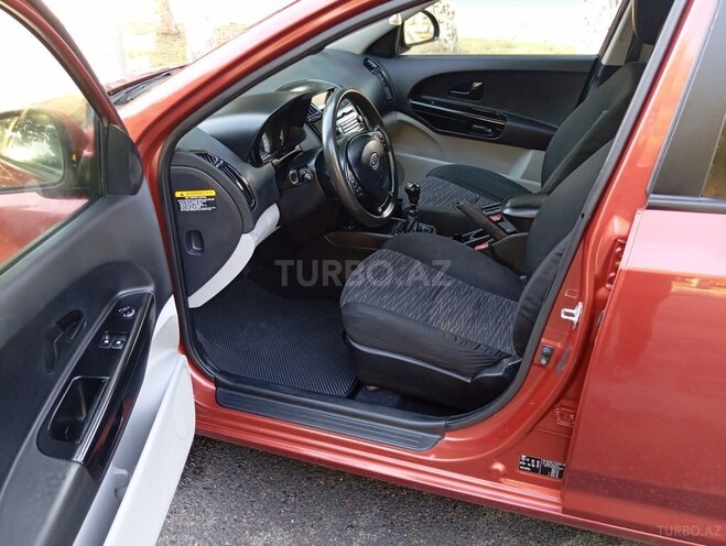 Kia Ceed 2009, 240,000 km - 1.4 л - Sumqayıt