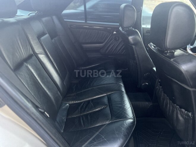 Mercedes C 200 1996, 269,000 km - 2.0 л - Bakı