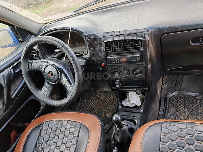 Volkswagen Polo 1996, 235,000 km - 1.6 l - Bakı