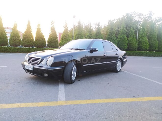 Mercedes E 280 2000, 395,000 km - 2.8 l - Şəki