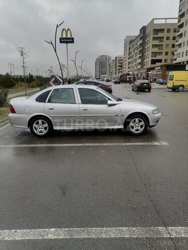 Opel Vectra 2000, 242,000 km - 1.8 л - Sumqayıt