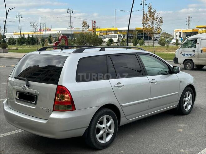 Toyota Corolla 2005, 284,100 km - 1.4 l - Sumqayıt