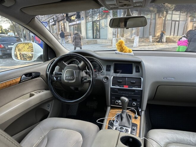 Audi Q7 2007, 260,000 km - 3.6 l - Bakı