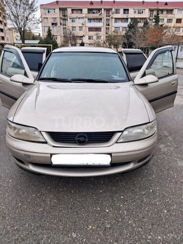 Opel Vectra 1996, 300,000 km - 1.8 l - Sumqayıt