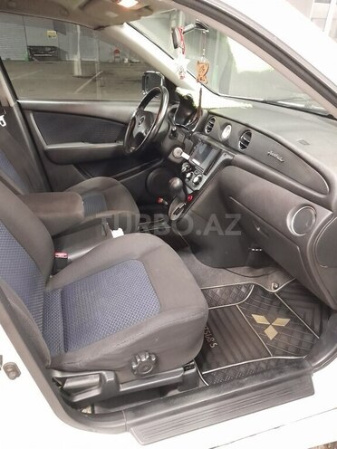 Mitsubishi Airtrek 2002, 254,111 km - 2.0 l - Gəncə