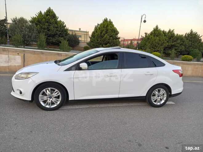Ford Focus 2012, 261,000 km - 2.0 l - Bakı