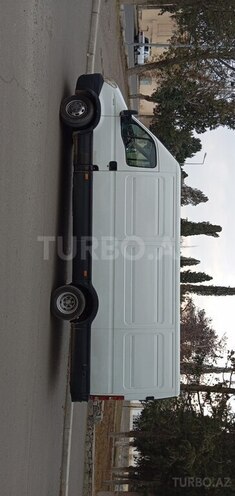 Iveco  2009, 450,000 km - 3.0 l - Gəncə