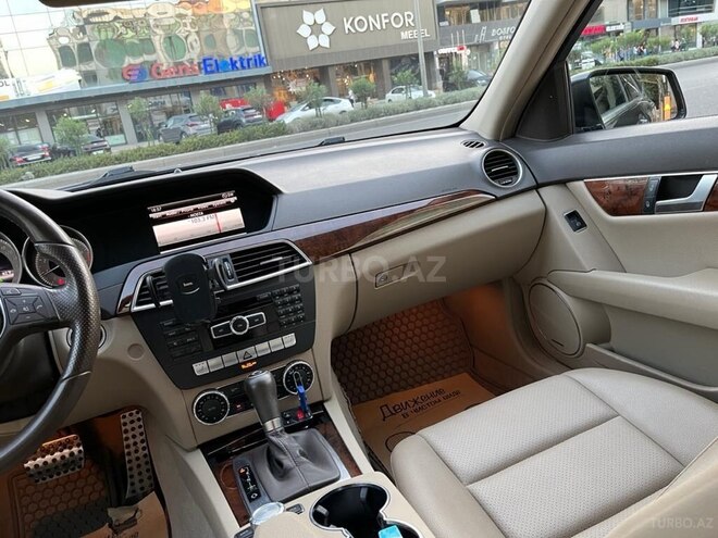 Mercedes C 250 2012, 240,000 km - 1.8 l - Bakı