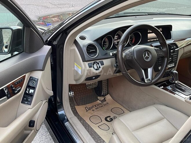 Mercedes C 250 2012, 240,000 km - 1.8 l - Bakı