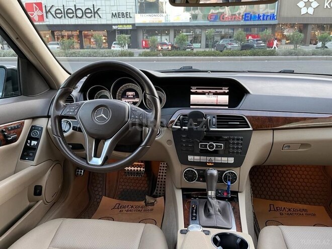 Mercedes C 250 2012, 240,000 km - 1.8 l - Bakı