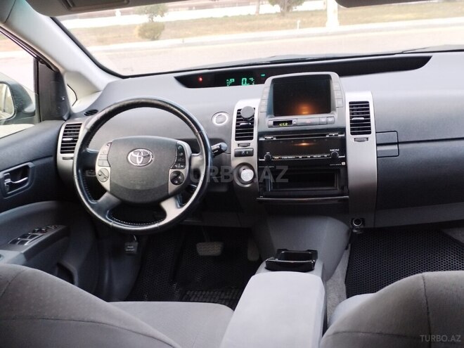 Toyota Prius 2008, 277,000 km - 1.5 л - Ucar