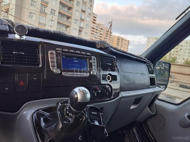 Ford Transit 2011, 134,000 km - 2.4 л - Bakı