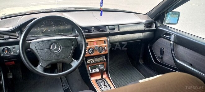 Mercedes E 250 1988, 400,000 km - 2.5 l - Mingəçevir