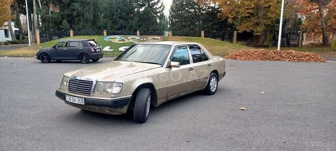 Mercedes E 250 1988, 400,000 km - 2.5 l - Mingəçevir