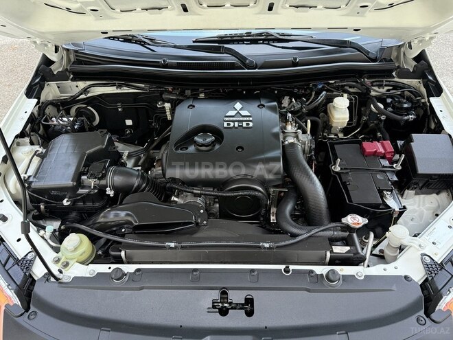 Mitsubishi L200 2017, 154,600 km - 2.5 l - Bakı