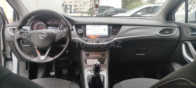 Opel Astra 2016, 200,005 km - 1.6 л - Bakı