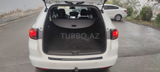 Opel Astra 2016, 200,005 km - 1.6 л - Bakı
