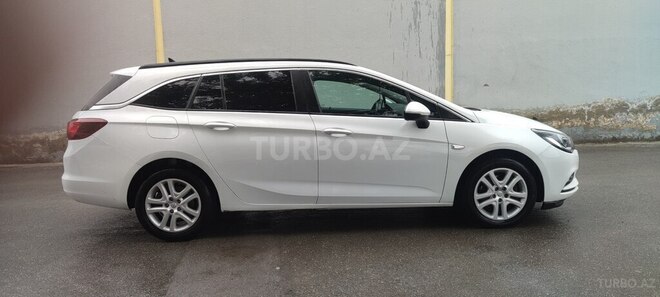 Opel Astra 2016, 200,005 km - 1.6 л - Bakı