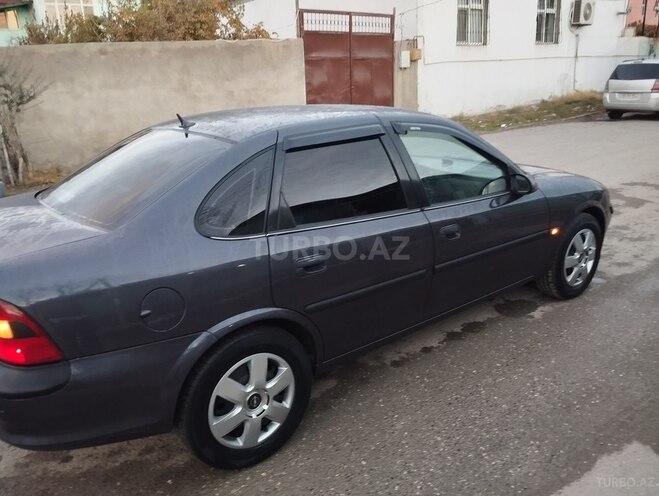 Opel Vectra 1996, 380,000 km - 2.0 l - Sumqayıt