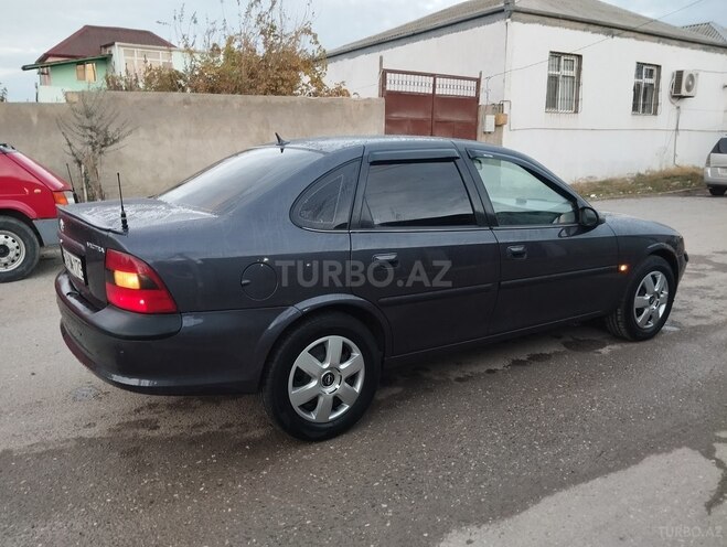 Opel Vectra 1996, 380,000 km - 2.0 l - Sumqayıt
