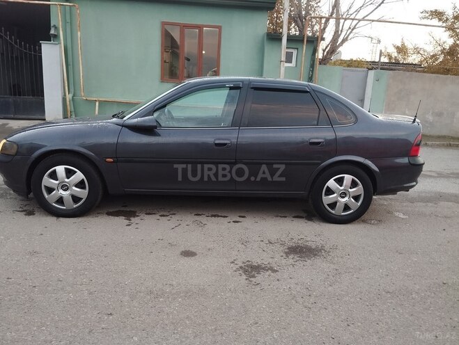 Opel Vectra 1996, 380,000 km - 2.0 l - Sumqayıt
