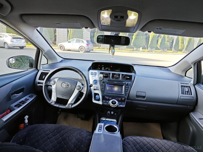 Toyota Prius V 2012, 203,000 km - 1.8 л - Gəncə