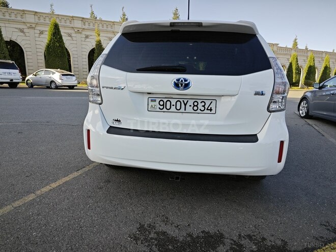 Toyota Prius V 2012, 203,000 km - 1.8 л - Gəncə