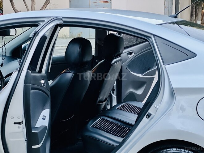 Hyundai Accent 2012, 176,000 km - 1.6 l - Bakı