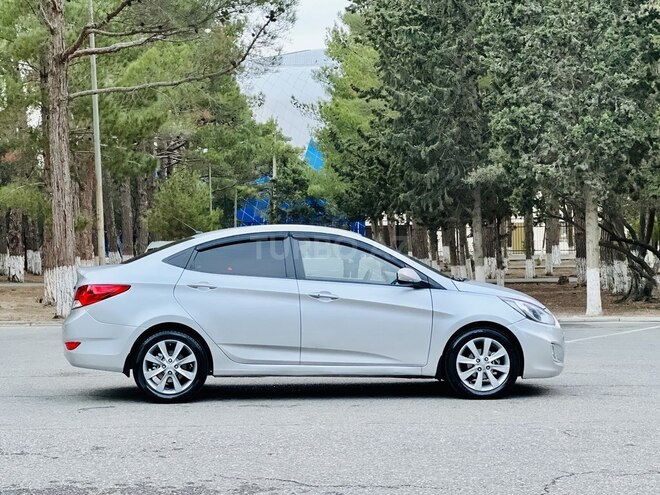 Hyundai Accent 2012, 176,000 km - 1.6 l - Bakı