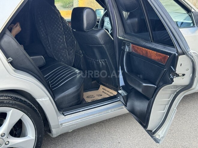 Mercedes E 220 1995, 430,266 km - 2.2 l - Bakı