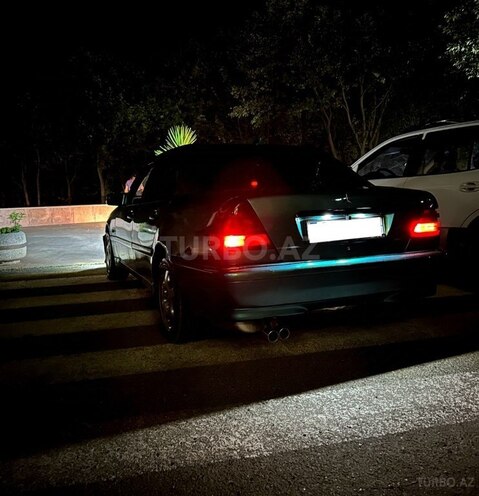 Mercedes C 180 1998, 320,000 km - 1.8 л - Tovuz