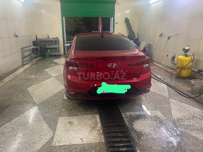 Hyundai Elantra 2018, 193,121 km - 2.0 л - Bakı