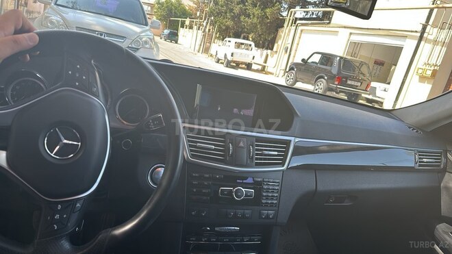Mercedes E 250 4MATIC 2012, 220,000 km - 2.1 l - Bakı