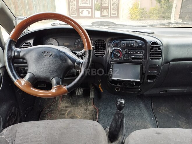 Hyundai H-1 2005, 359,000 km - 2.5 l - Bakı