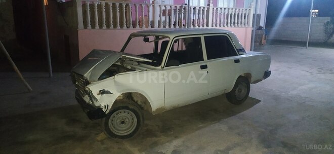 LADA (VAZ) 2107 1993, 300 km - 1.5 л - Saatlı