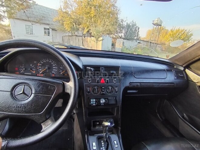 Mercedes C 180 1995, 433,000 km - 1.8 l - Saatlı