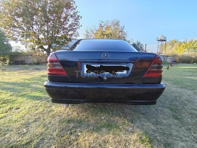 Mercedes C 180 1995, 433,000 km - 1.8 l - Saatlı